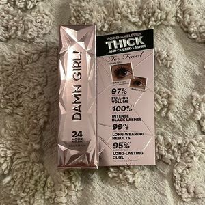 Too Faced Damn Girl! 24 Hour Mascara